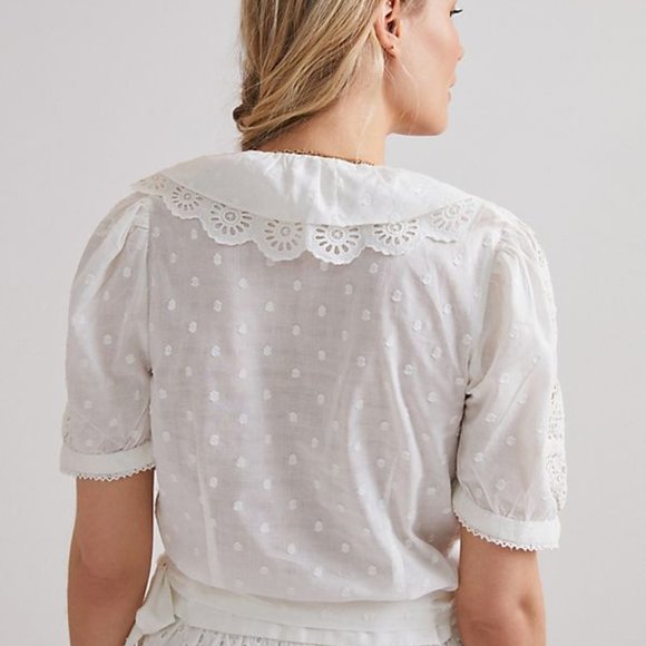 Size M Anthropologie Forever That Girl Lacy Ruffled Wrap Blouse Style N - Picture 3 of 9